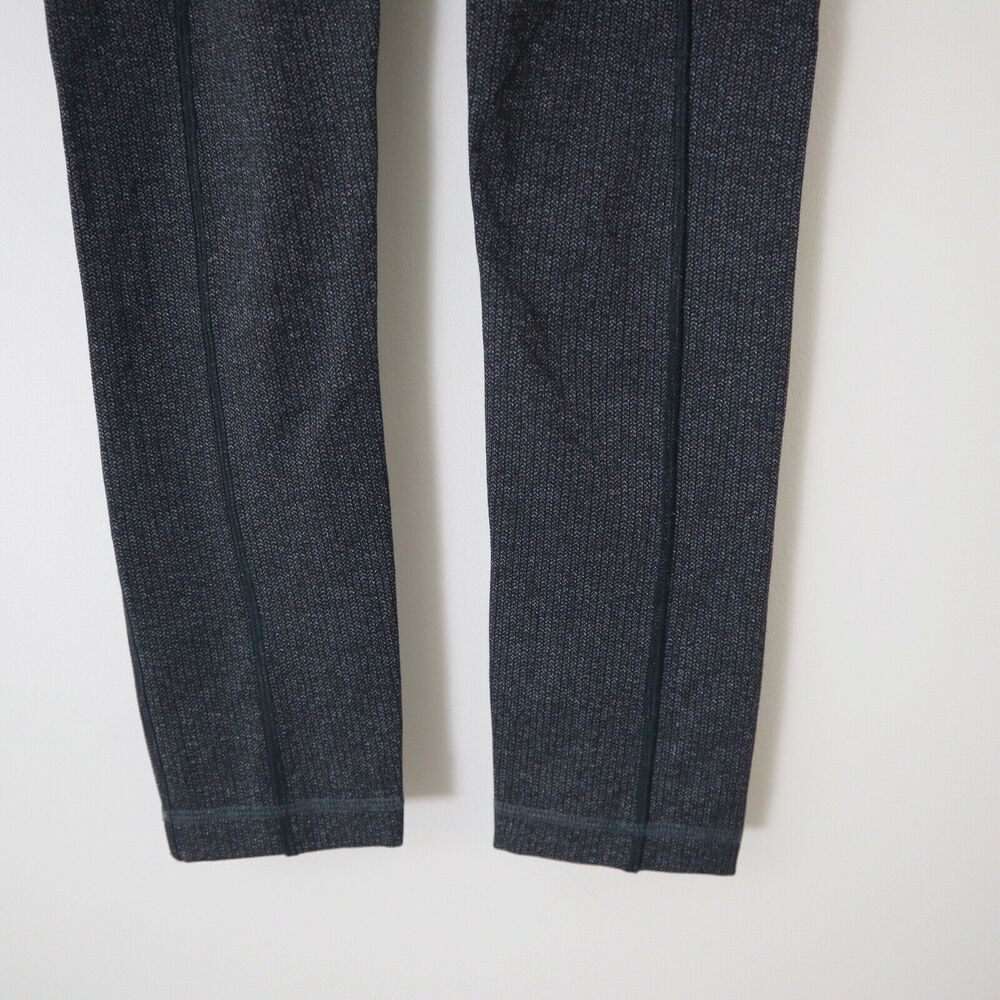 Lululemon Size 2 Speed Tight IV Giant Herringbone Gray Crop Leggings - Picture 4 of 10